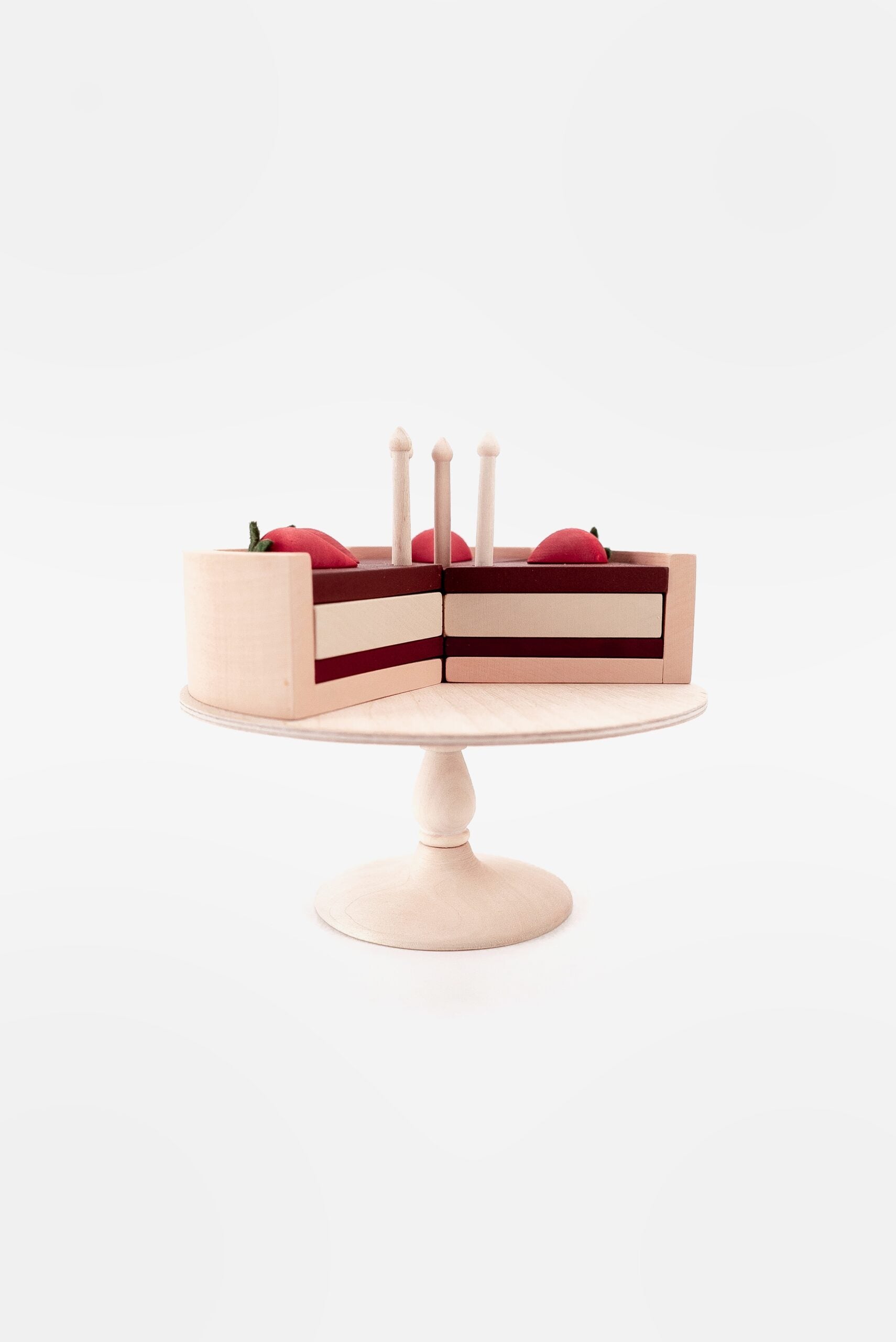 Cake on a stand/chocolate