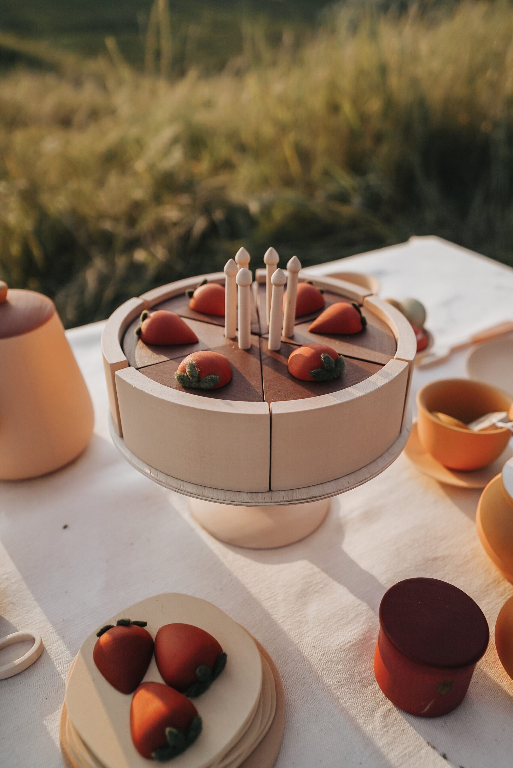 Cake on a stand/chocolate